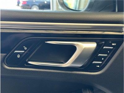 2018 Porsche Macan Sport Edition Sport Utility 4D