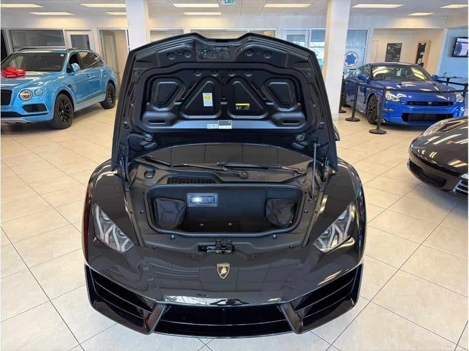 2019 Lamborghini Huracan RWD Coupe 2D