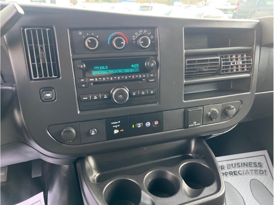 2017 Chevrolet Express 2500 Passenger LS Van 3D