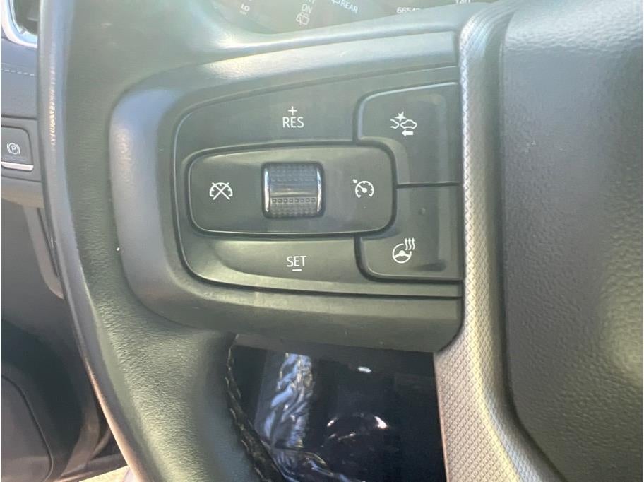 2023 GMC Yukon XL Denali Sport Utility 4D