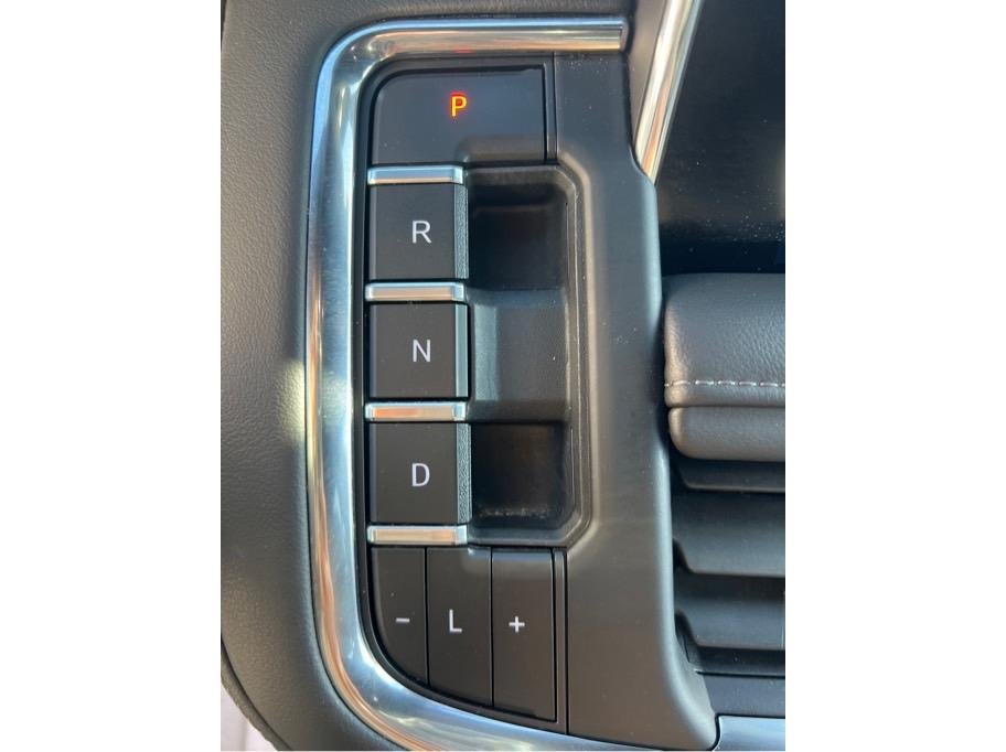 2024 Chevrolet Suburban LT Sport Utility 4D