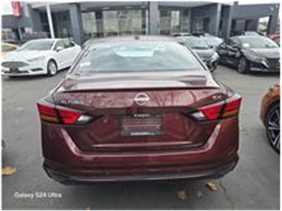 2024 Nissan Altima 2.5 SV Sedan 4D