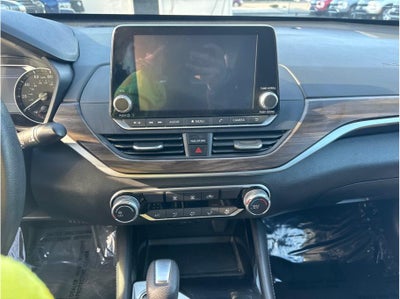 2023 Nissan Altima 2.5 SV Sedan 4D