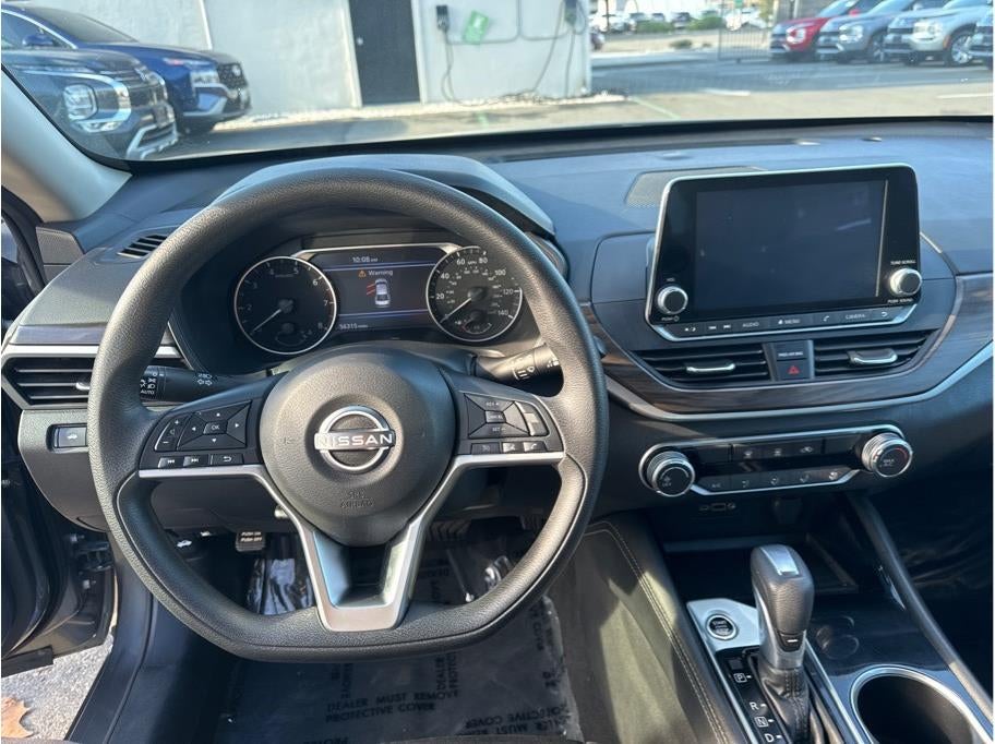 2023 Nissan Altima 2.5 SV Sedan 4D