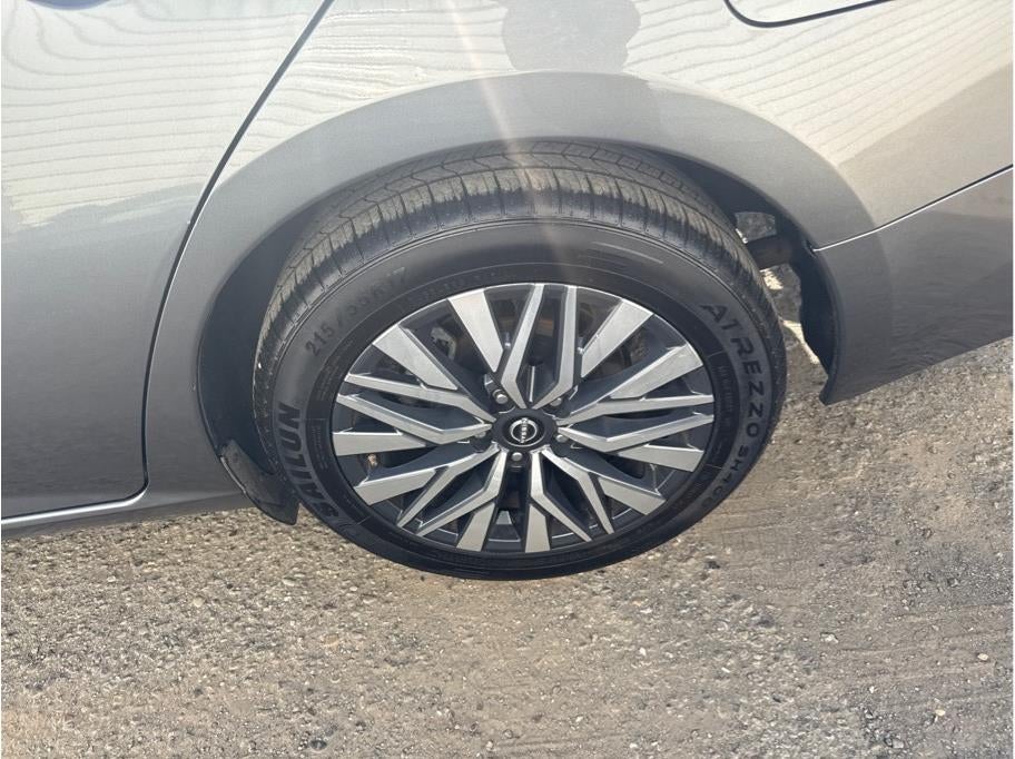 2023 Nissan Altima 2.5 SV Sedan 4D