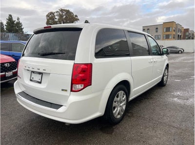 2018 Dodge Grand Caravan Passenger SE Minivan 4D
