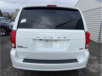 2017 Dodge Grand Caravan Passenger SE Minivan 4D