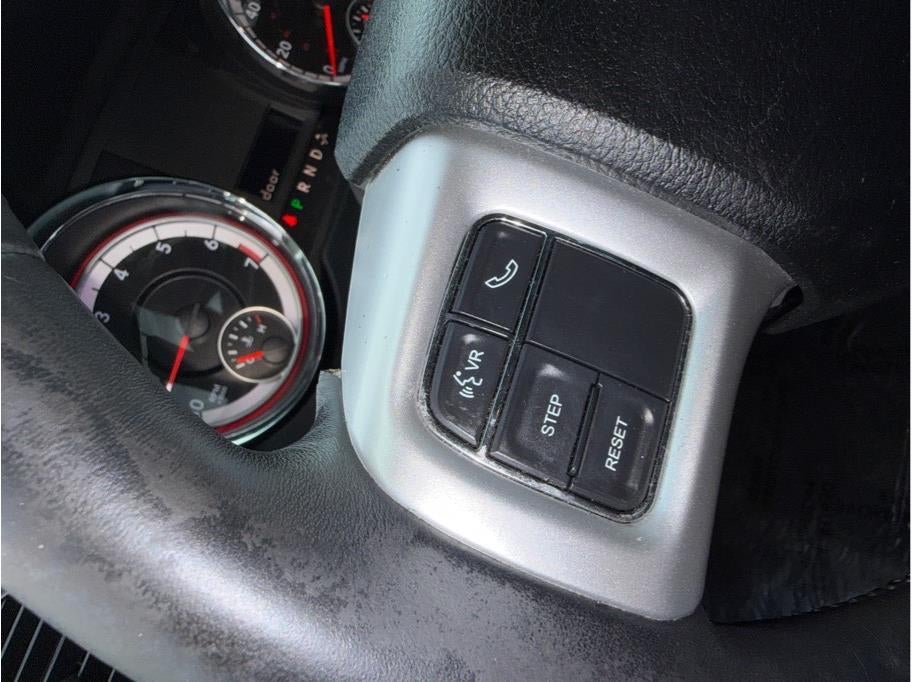 2017 Dodge Grand Caravan Passenger SE Minivan 4D