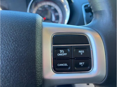 2017 Dodge Grand Caravan Passenger SE Minivan 4D