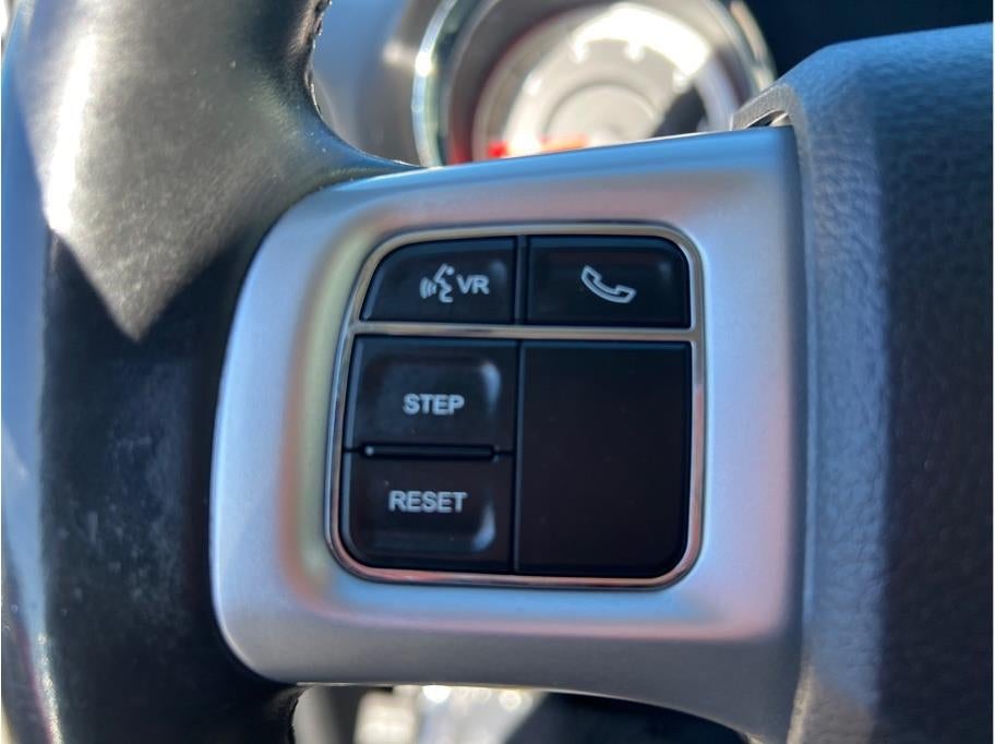 2017 Dodge Grand Caravan Passenger SE Minivan 4D