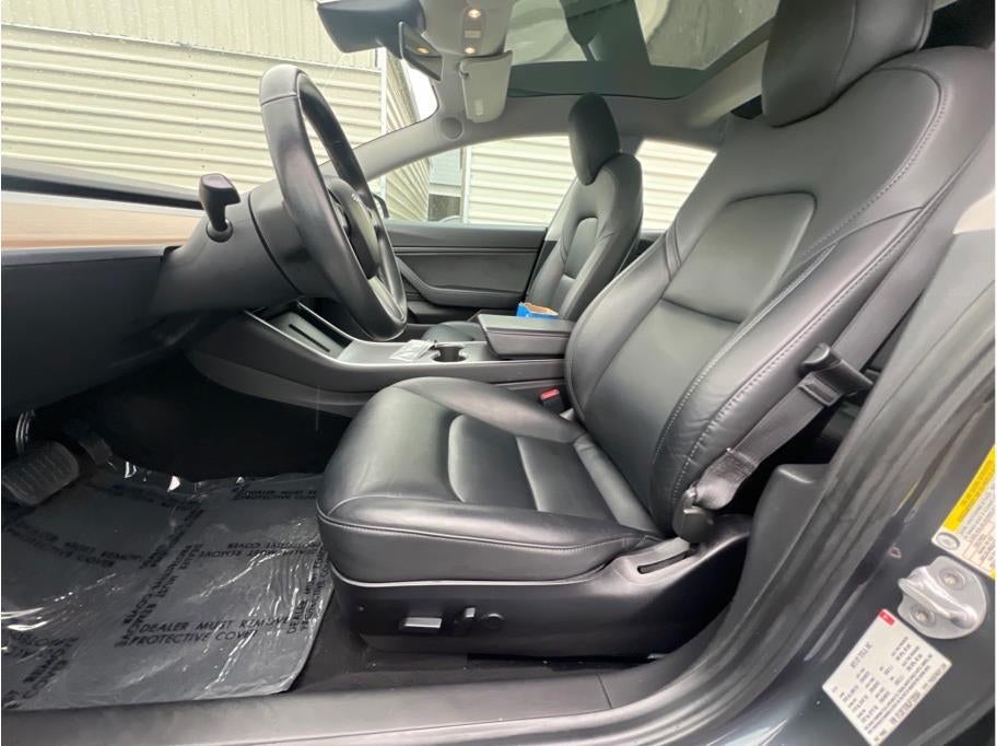 2018 Tesla Model 3 Long Range Sedan 4D