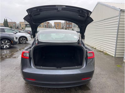 2018 Tesla Model 3 Long Range Sedan 4D