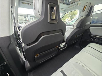 2024 Rivian R1S Quad Large Sport Utility 4D