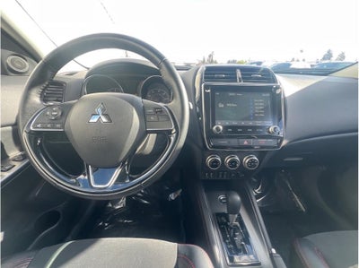 2024 Mitsubishi Outlander Sport SE