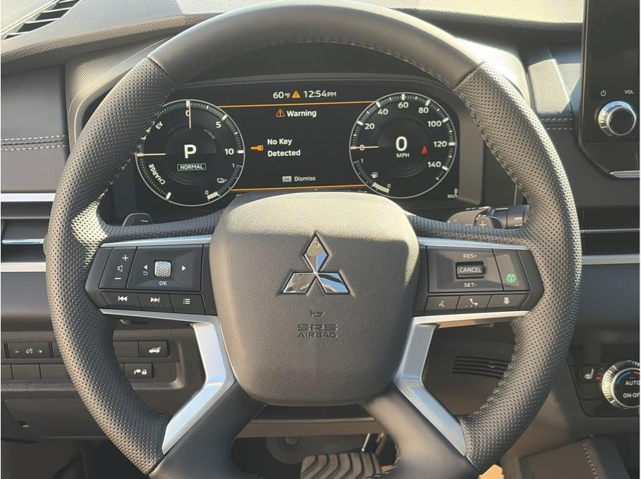 2025 Mitsubishi Outlander PHEV SE Tech Package