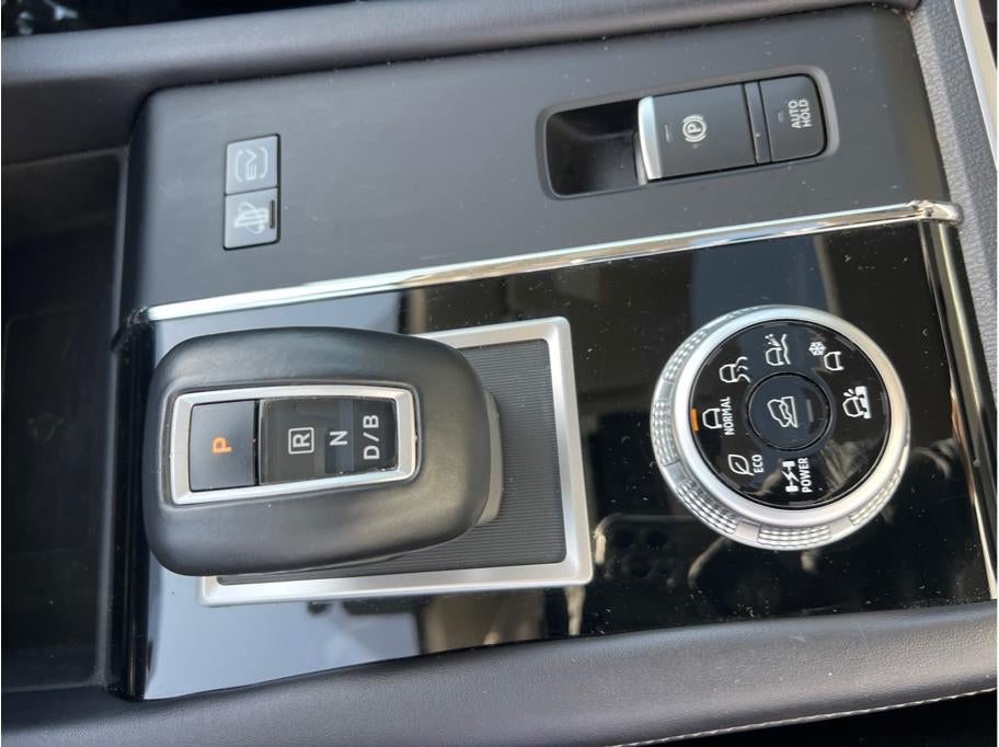 2024 Mitsubishi Outlander PHEV SE Sport Utility 4D