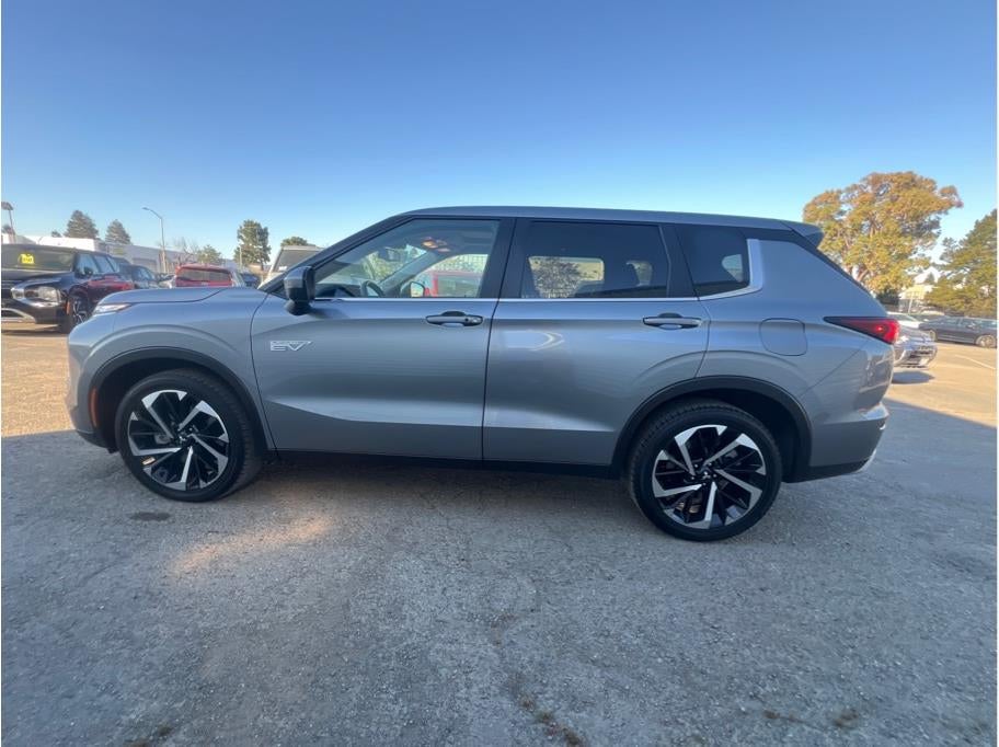 2024 Mitsubishi Outlander PHEV SE Sport Utility 4D