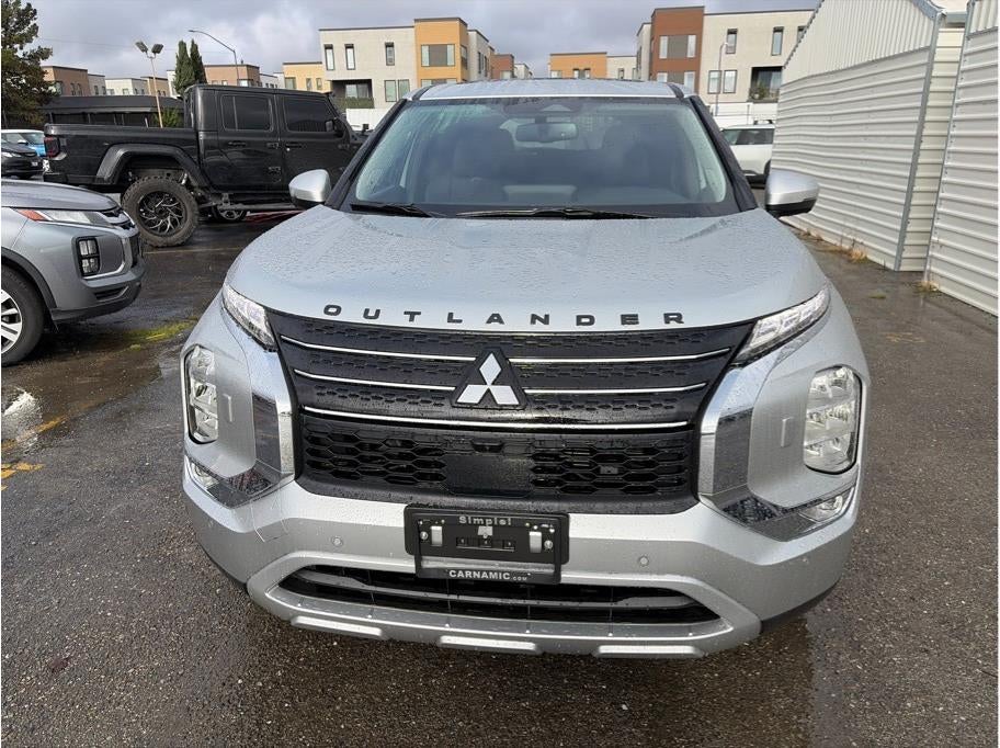 2025 Mitsubishi Outlander PHEV SE