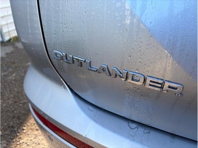 2025 Mitsubishi Outlander PHEV SEL