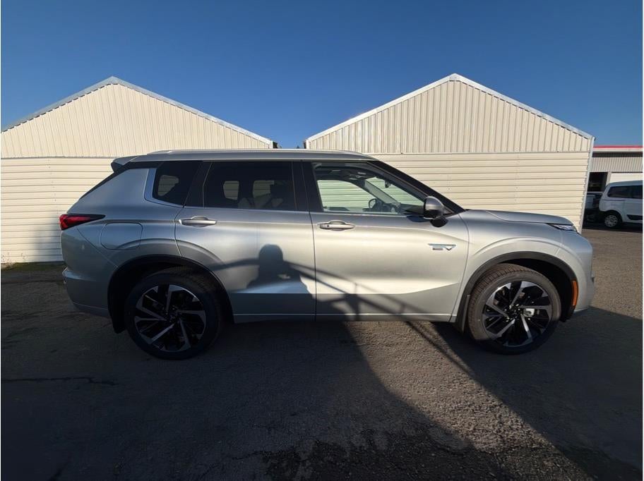 2025 Mitsubishi Outlander PHEV SEL