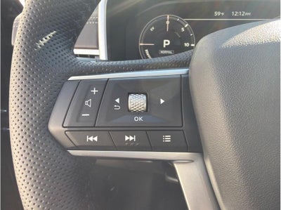 2025 Mitsubishi Outlander PHEV SEL