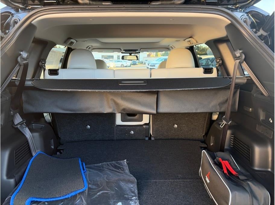 2025 Mitsubishi Outlander PHEV SEL