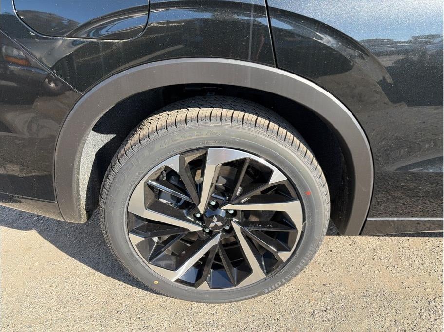 2025 Mitsubishi Outlander PHEV SEL