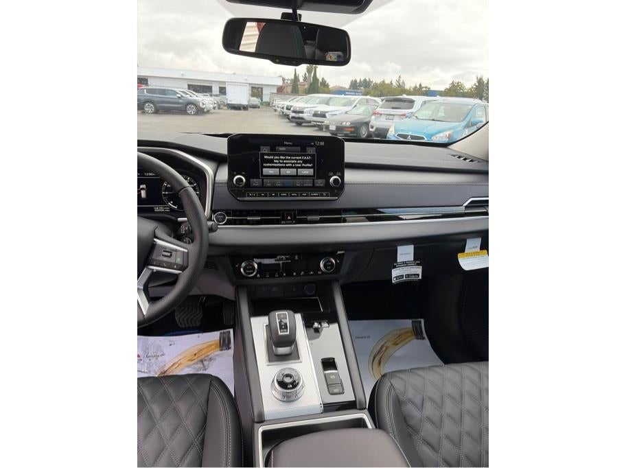 2025 Mitsubishi Outlander PHEV SEL