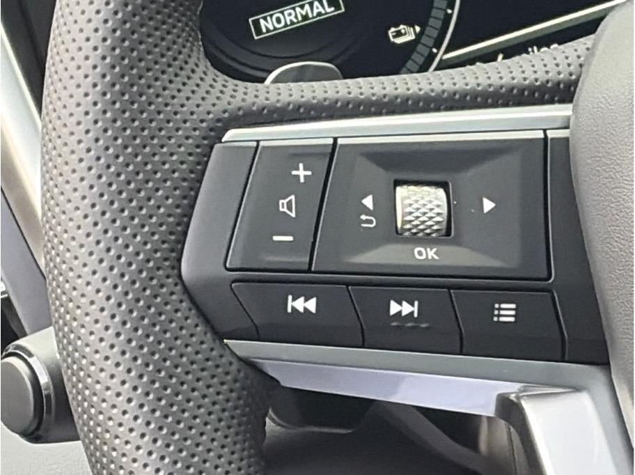 2025 Mitsubishi Outlander PHEV SEL