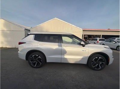 2025 Mitsubishi Outlander PHEV SEL