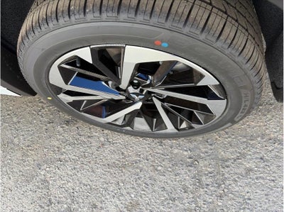 2025 Mitsubishi Outlander PHEV SEL Premium Package