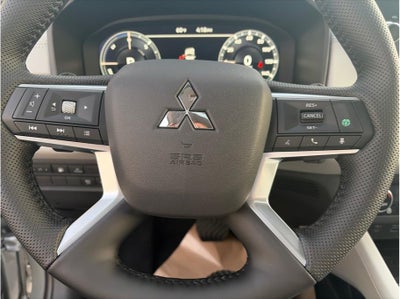 2025 Mitsubishi Outlander PHEV SEL