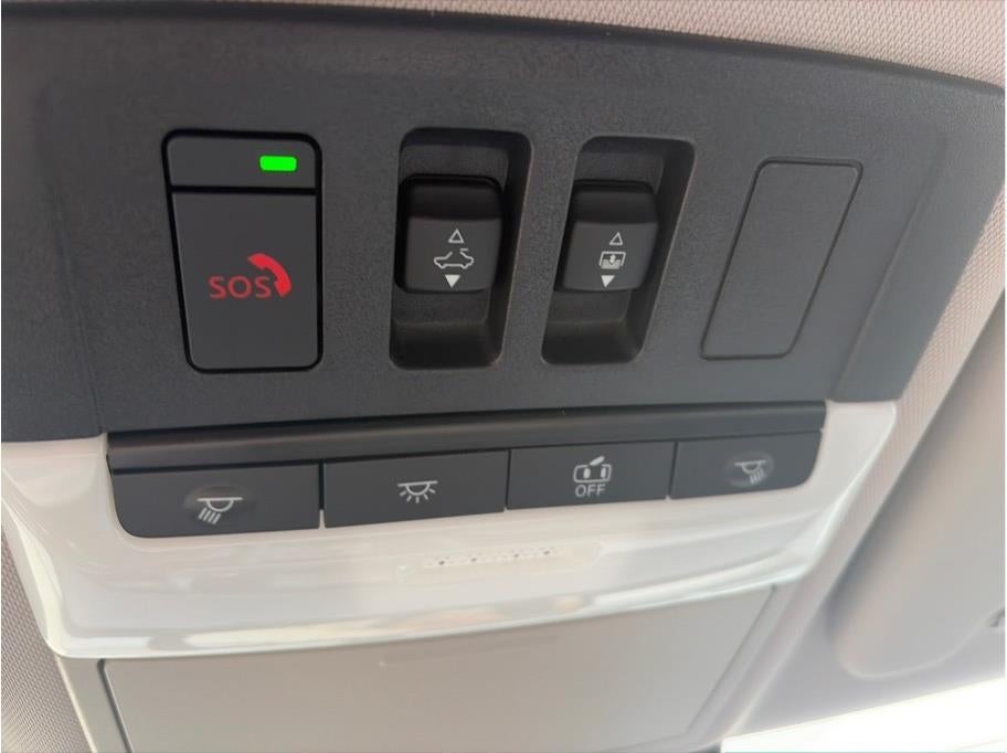 2025 Mitsubishi Outlander PHEV SEL