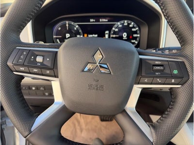 2025 Mitsubishi Outlander PHEV SEL