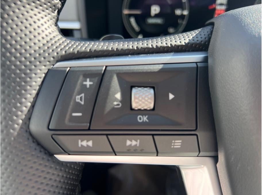 2025 Mitsubishi Outlander PHEV SEL