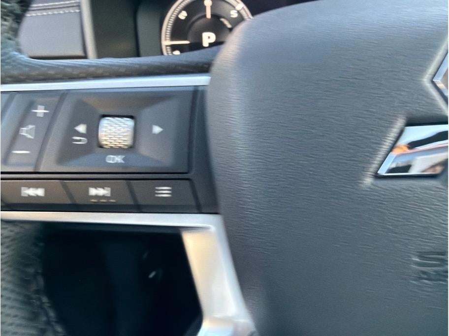 2025 Mitsubishi Outlander PHEV SEL