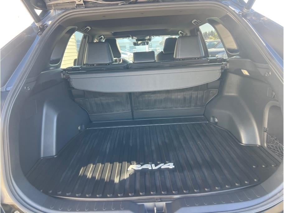 2022 Toyota RAV4 Hybrid XSE Sport Utility 4D