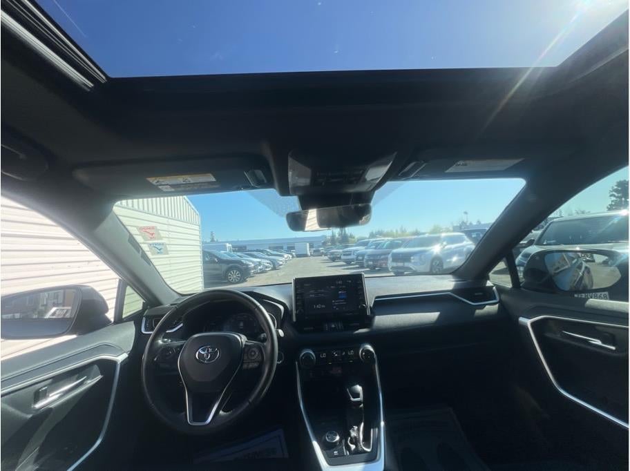 2022 Toyota RAV4 Hybrid XSE Sport Utility 4D