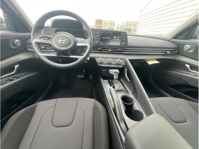 2026 Hyundai Elantra SE Sedan 4D
