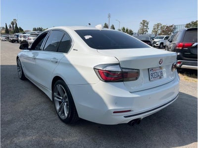 2018 BMW 3 Series 330e iPerformance Sedan 4D