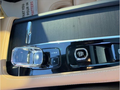 2023 Volvo XC90 T8 Recharge Ultimate Bright Theme Plug-In Hybrid Sport Utili