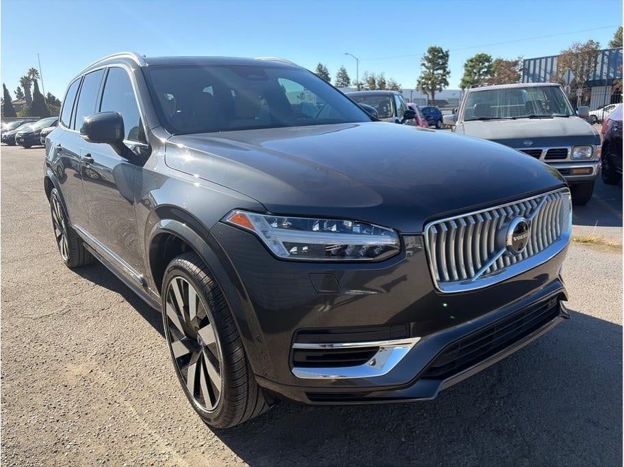 2023 Volvo XC90 T8 Recharge Ultimate Bright Theme Plug-In Hybrid Sport Utili