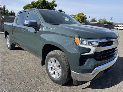 2025 Chevrolet Silverado 1500 Crew Cab LT Pickup 4D 5 3/4 ft