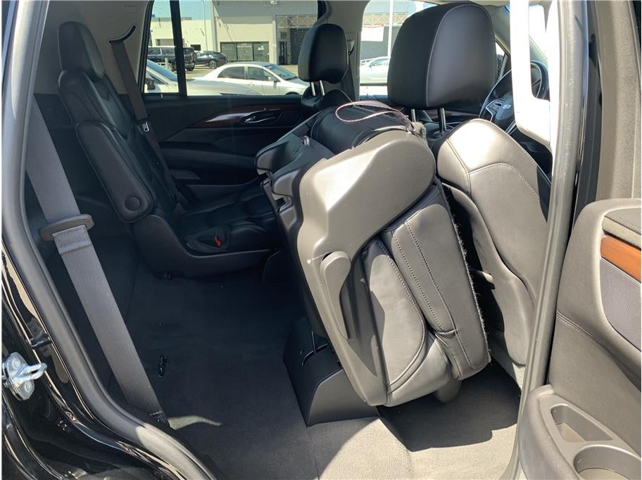 2018 Cadillac Escalade Luxury Sport Utility 4D
