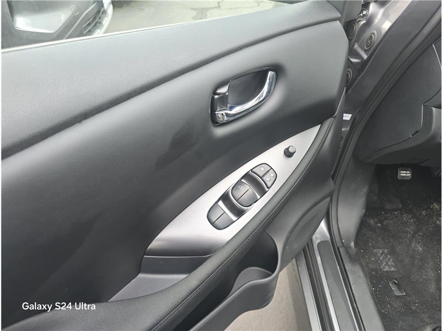 2024 Nissan LEAF S Hatchback 4D