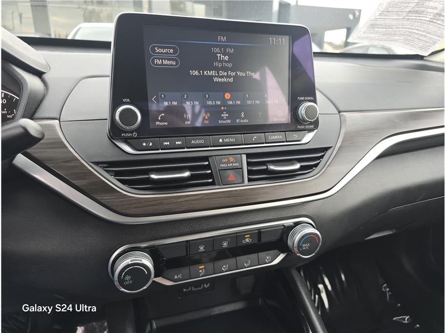 2024 Nissan Altima 2.5 SV Sedan 4D