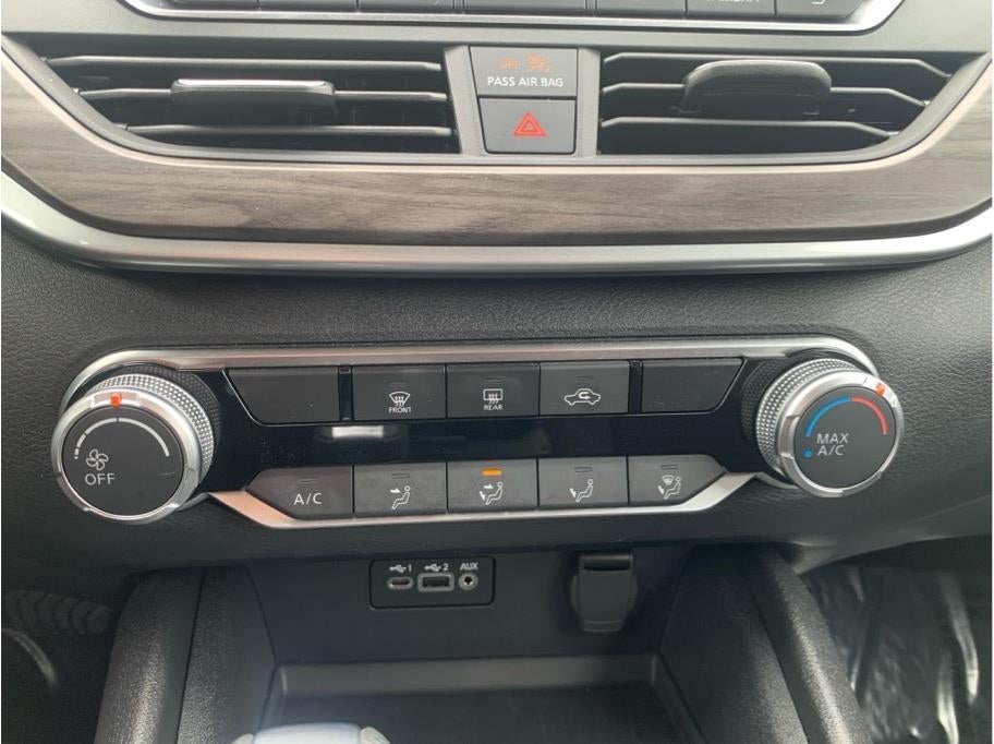 2025 Nissan Altima 2.5 SV Sedan 4D