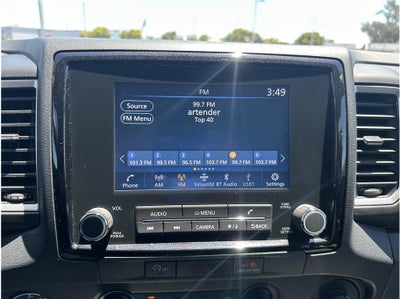 2023 Nissan Frontier Crew Cab SV (2023.25) Pickup 4D 5 ft