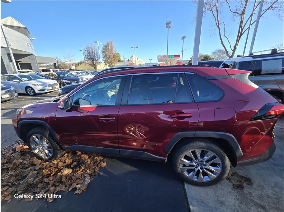 2020 Toyota RAV4 XLE Premium Sport Utility 4D