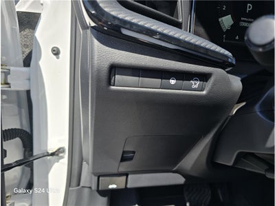 2025 Nissan Kicks SR Sport Utility 4D